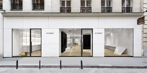 givenchy faubourg saint honoré|What to Do on Rue du Faubourg Saint.